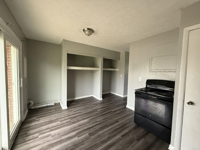 690 Kingsford Road, Columbus, OH 43204 Photo 38