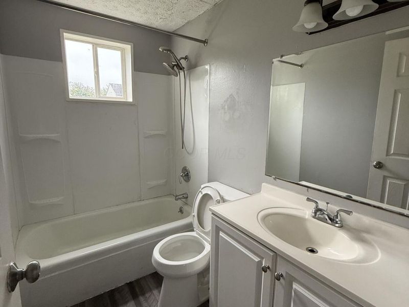 690 Kingsford Road, Columbus, OH 43204 Photo 48