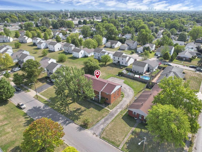 690 Kingsford Road, Columbus, OH 43204 Photo 7