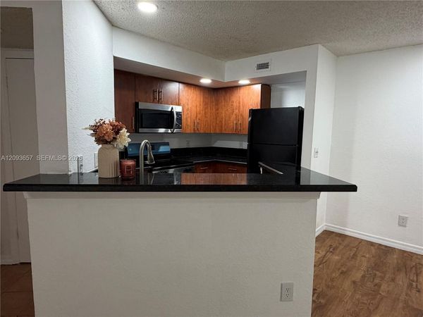 565 Vista Isles Dr , Unit 2018, Sunrise, FL 33325
