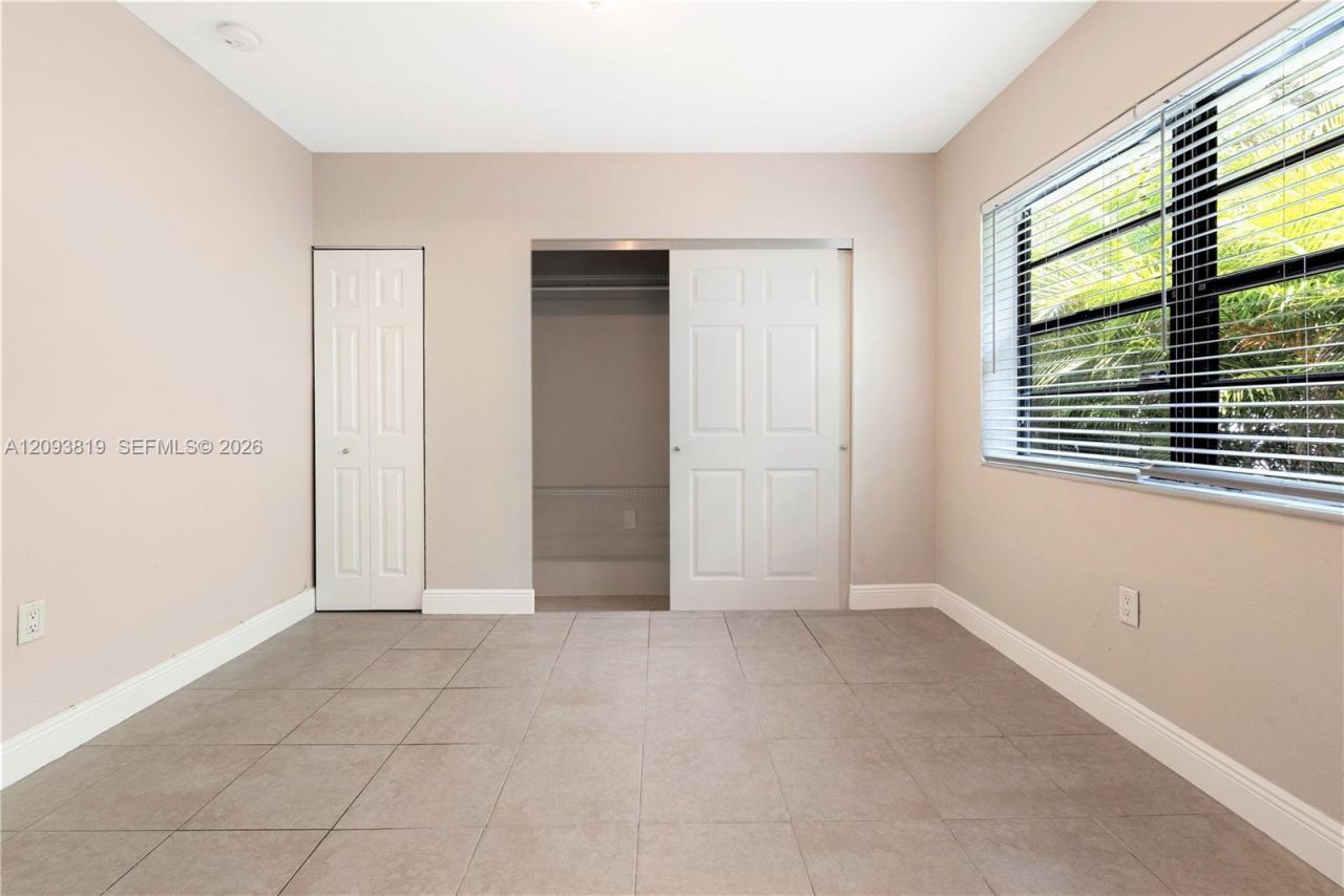 214 Salamanca Ave , Unit 3, Coral Gables, FL 33134 Photo