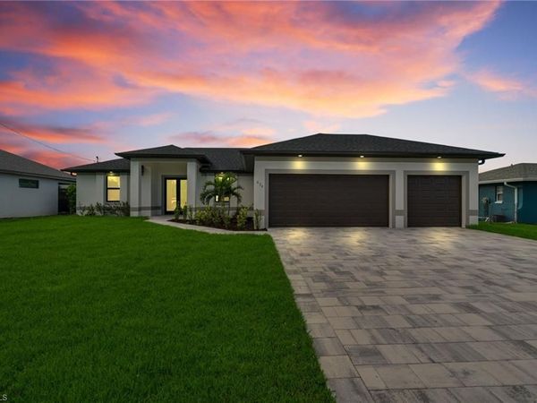634 SE 1st TER , CAPE CORAL, FL 33990