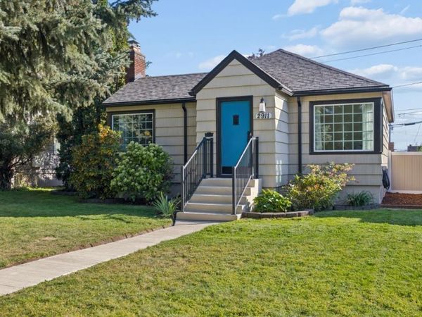 2911 W Cleveland Ave, Spokane, WA 99205