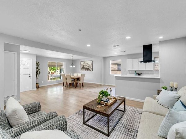 2416 Glacier Street , Irving, TX 75062