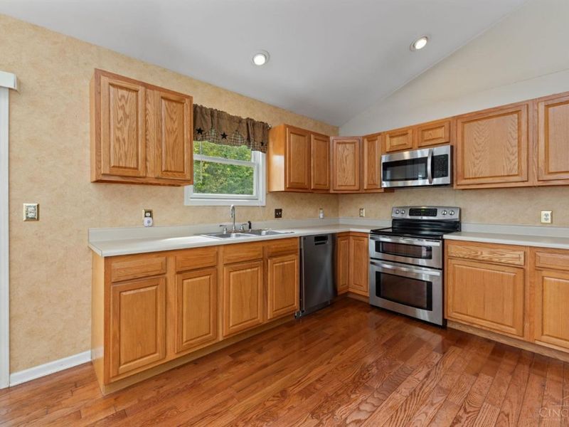 612 E Grant Avenue, Pleasant Township, OH 45121 Photo 27