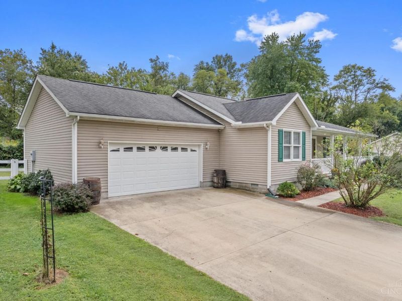 612 E Grant Avenue, Pleasant Township, OH 45121 Photo 4