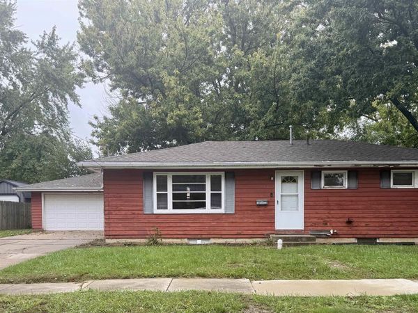 1108 Willow Lane, Iowa Falls, IA 50126