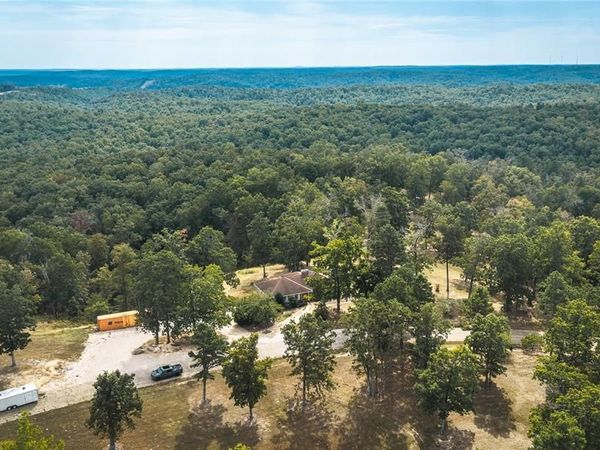54584 Highway 21 , Ellington, MO 63638