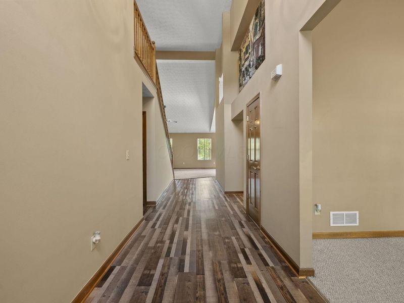 20 Madison Court, Delaware, OH 43015 Photo 6