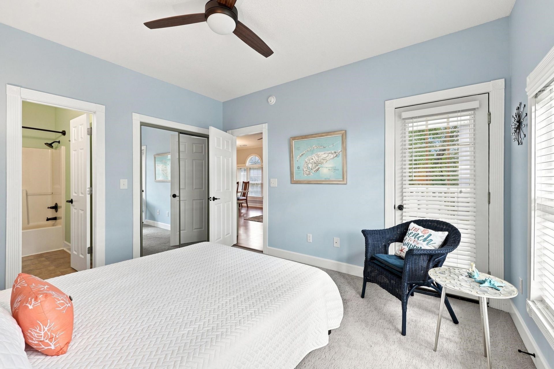 687 Riverwalk Dr. Photo 12