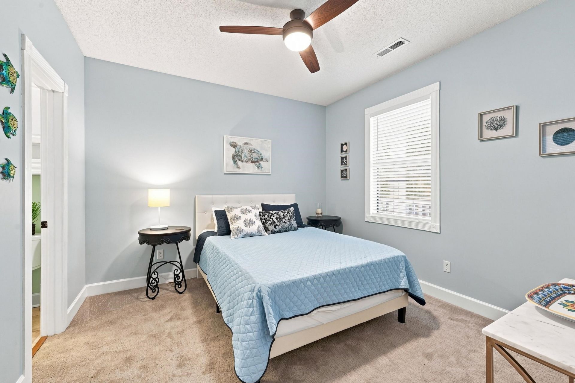 687 Riverwalk Dr. Photo 16