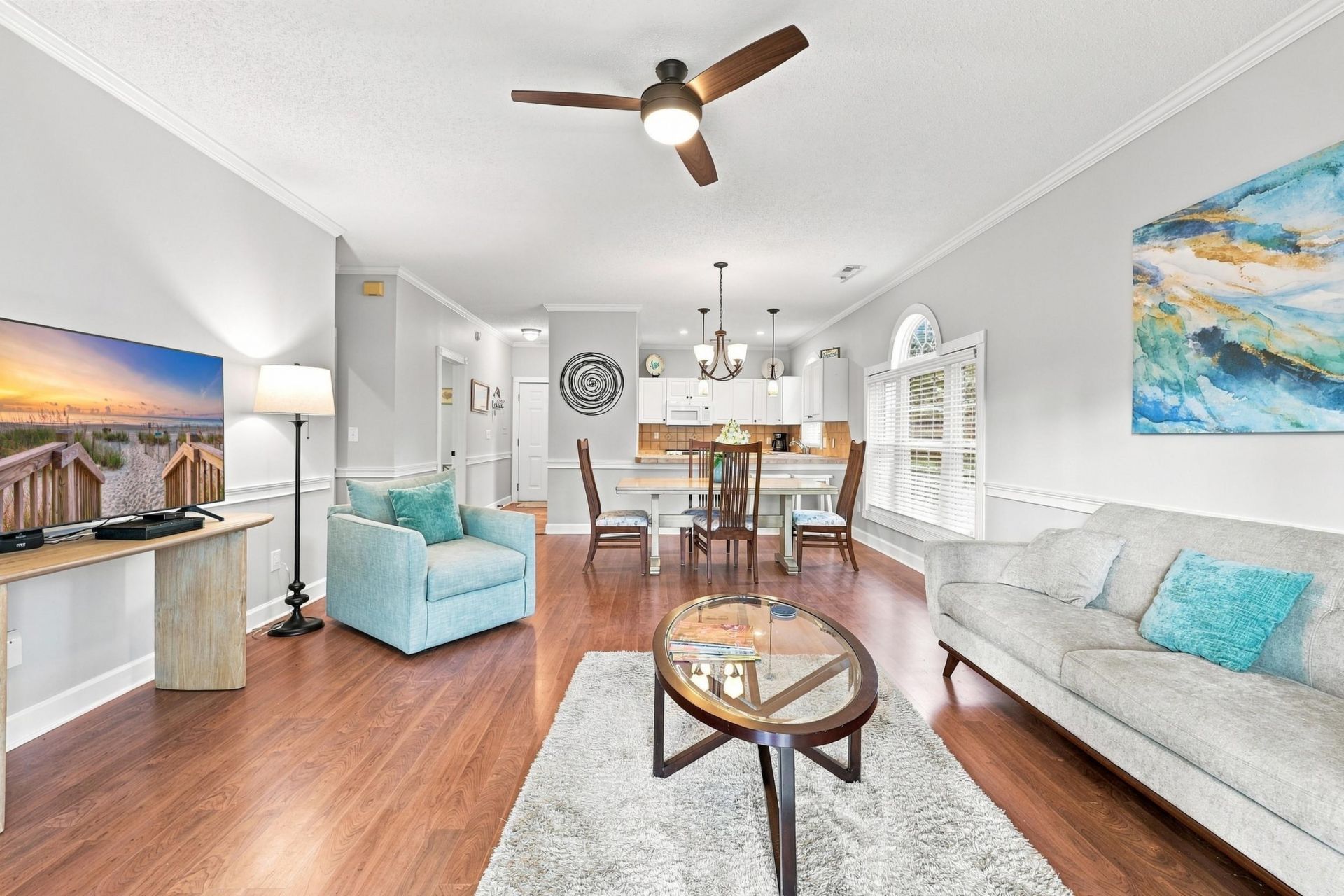 687 Riverwalk Dr. Photo 6