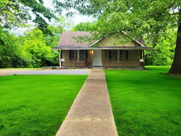 4139 Bonny Oaks Drive, Chattanooga, TN 37406