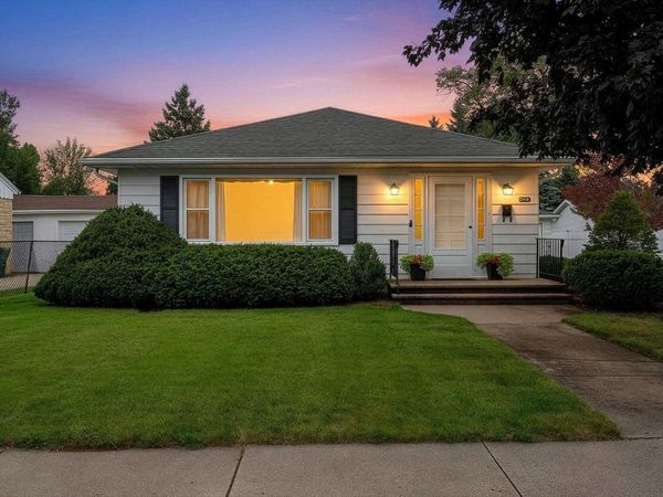 994 ROSCOE STREET, Green Bay, WI 54304