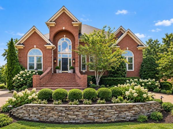 5215 Country Club Dr, Brentwood, TN 37027