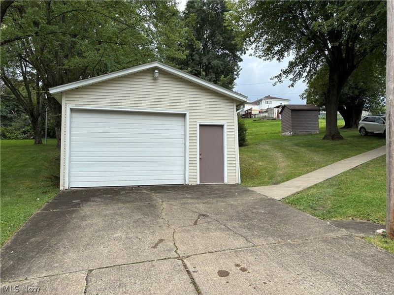 308 Carolina Avenue, East Liverpool, OH 43920 Photo 6