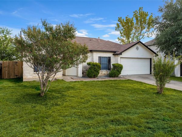 7225 White Panda RUN, Del Valle, TX 78617