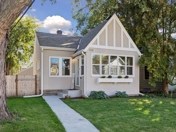 1318 Eleanor Avenue, Saint Paul, MN 55116