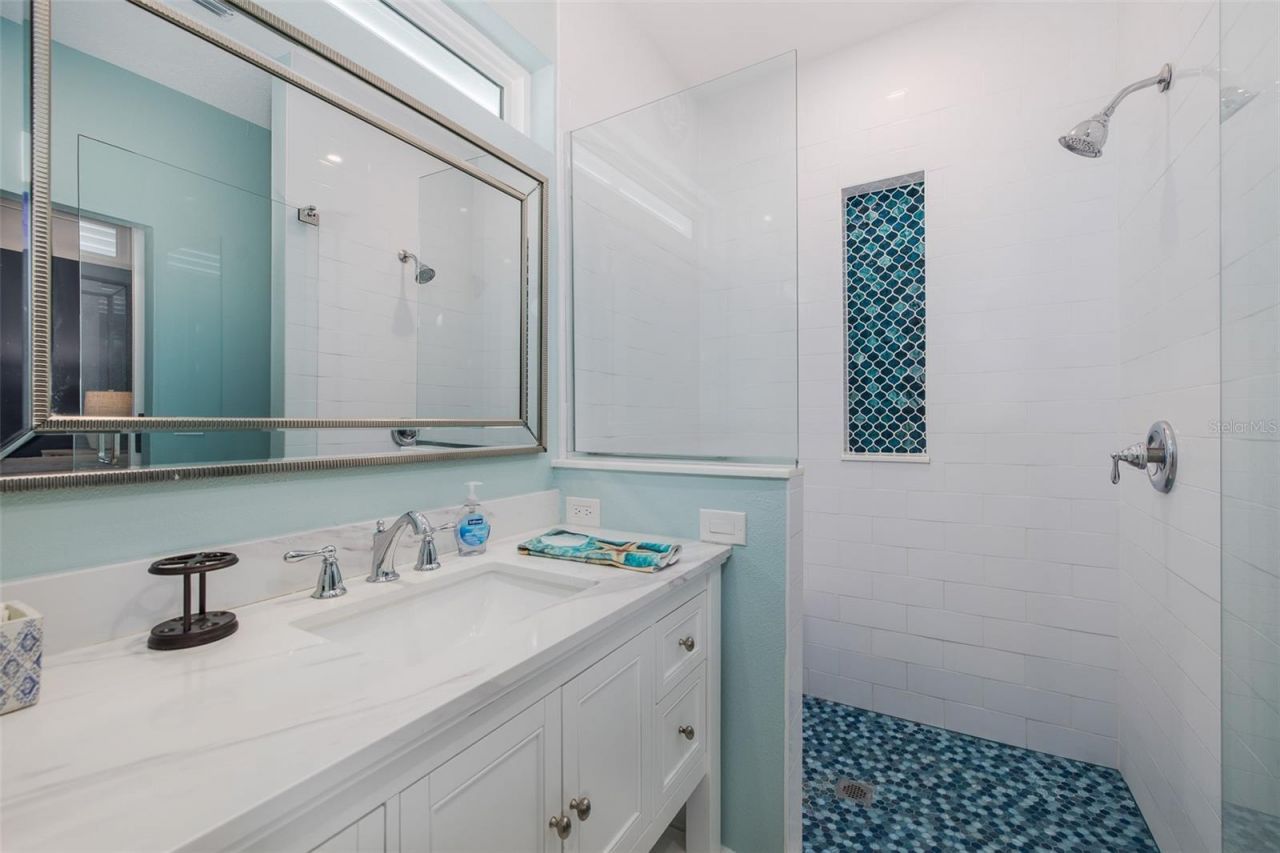 19924 Gulf Boulevard, Indian Shores, FL 33785 Photo
