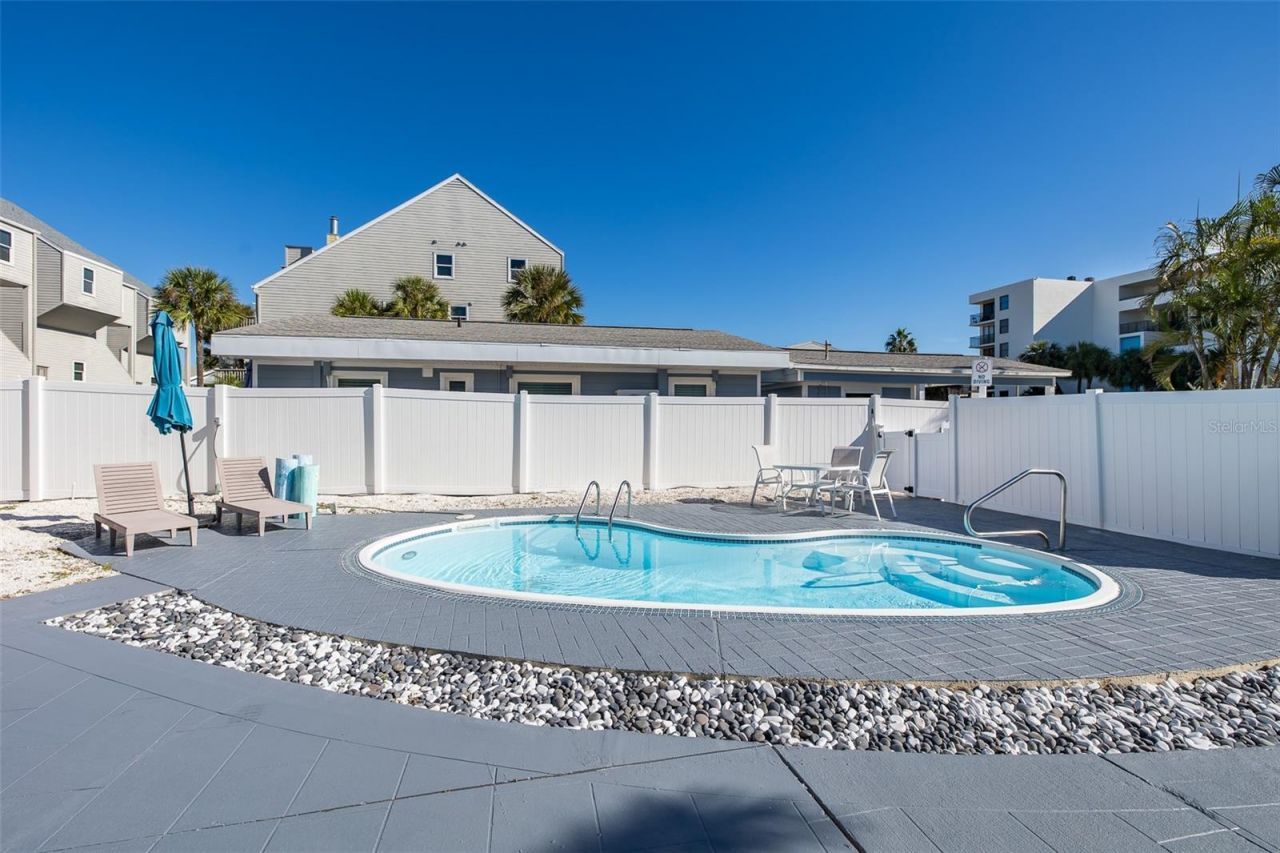 19924 Gulf Boulevard, Indian Shores, FL 33785 Photo