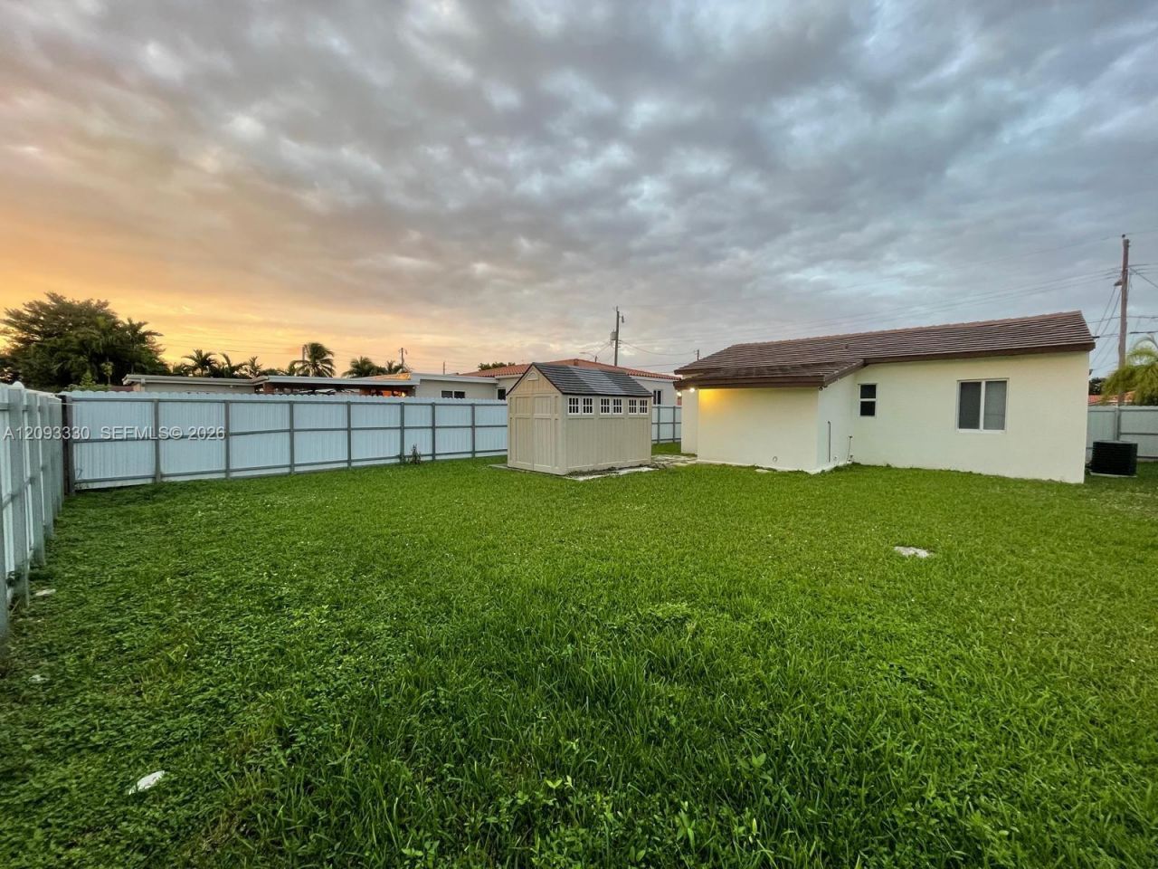 3330 NW 18th St , Miami, FL 33125 Photo