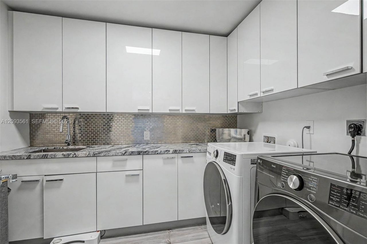 7301 SW 134th Ter , Pinecrest, FL 33156 Photo