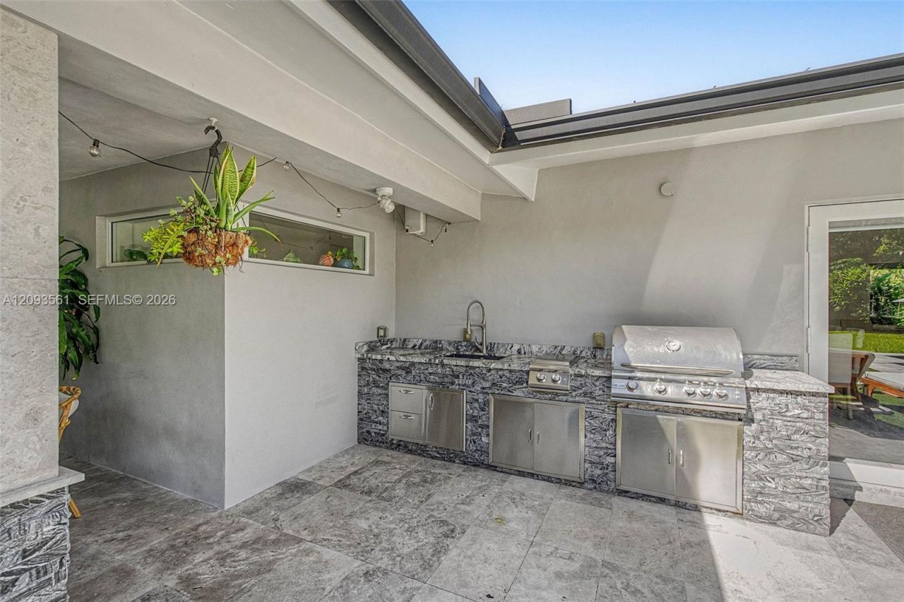 7301 SW 134th Ter , Pinecrest, FL 33156 Photo