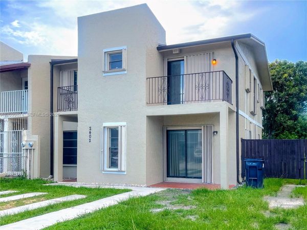 2402 SW 110th Ave, Unit Ii, Miami, FL 33165