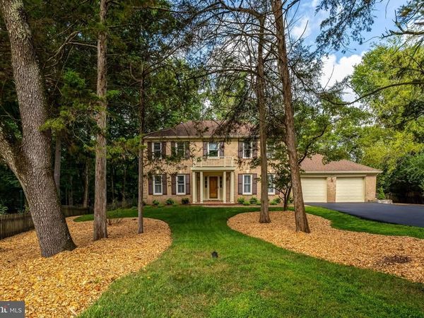920 HOLLY RUN COURT, GREAT FALLS, VA 22066