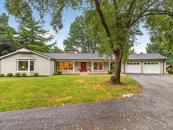 1821 Topping Road , St Louis, MO 63131