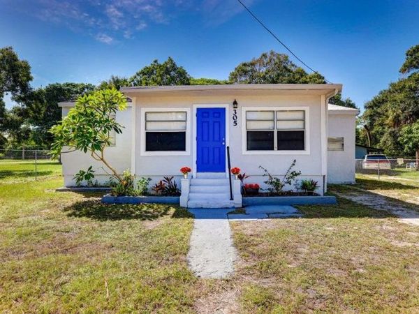 305 N 13TH Street, Fort Pierce, FL 34950
