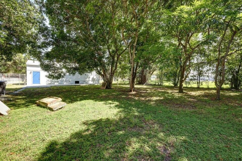 305 N 13th Street, Fort Pierce, FL 34950 Photo