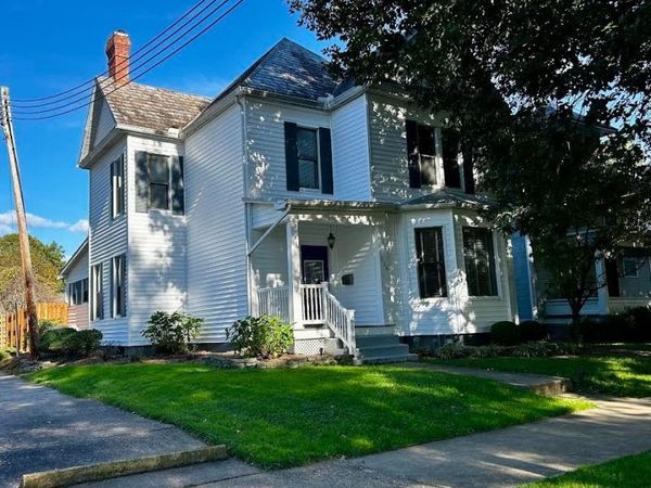 524 6th Street, Marietta, OH 45750