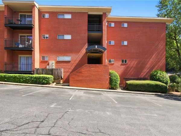 250 Little Street , Unit B102, Athens, GA 30605