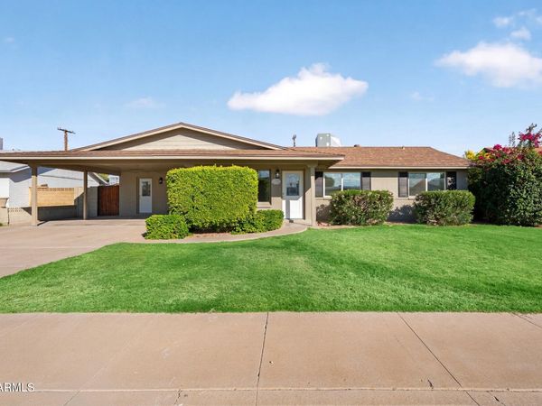 1735 N QUEENSBURY Drive, Mesa, AZ 85201