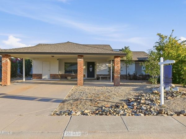155 W Wagoner Road, Phoenix, AZ 85023