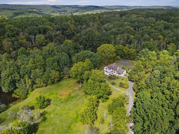 3381 Turkey Hill Road, Stroudsburg, PA 18360