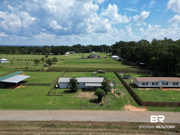 209 Clearview Rd, Flomaton, AL 36441