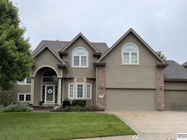 19880 Davenport Street, Elkhorn, NE 68022
