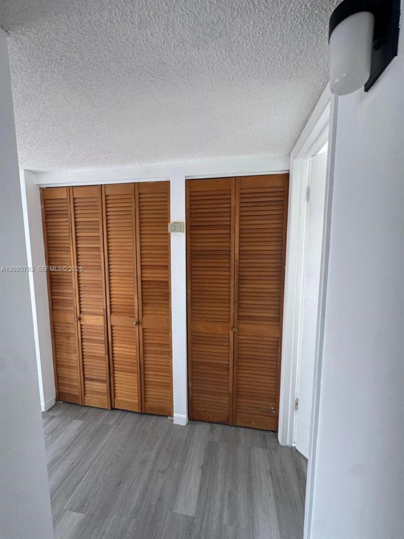 9321 SW 4th St, Unit 215C, Miami, FL 33174 Photo