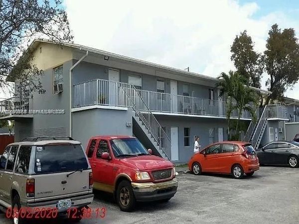 1945 SW 5th Pl , Unit 5, Fort Lauderdale, FL 33312