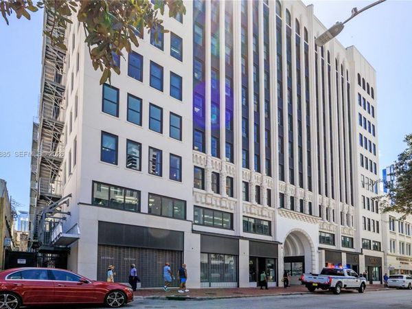 36 NE 1st Street , Miami, FL 33132