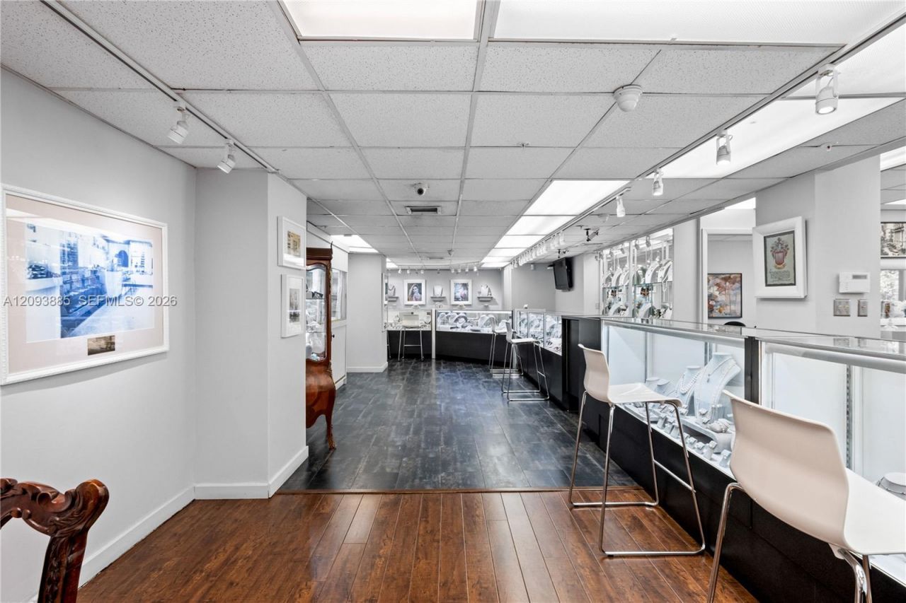 36 NE 1st Street, Miami, FL 33132 Photo