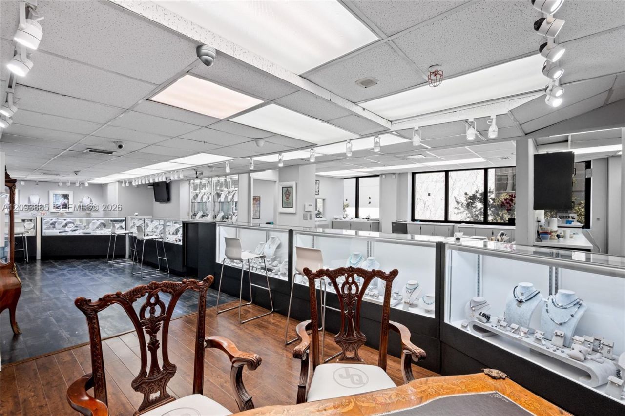 36 NE 1st Street, Miami, FL 33132 Photo