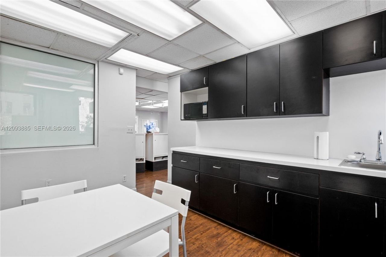 36 NE 1st Street, Miami, FL 33132 Photo
