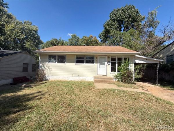 309 Midlothian Road , St Louis, MO 63137