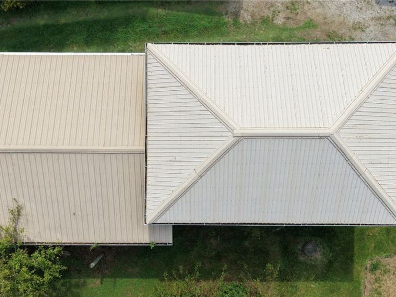 16567 Johnson Hill Road, Newcomerstown, OH 43832 Photo 4