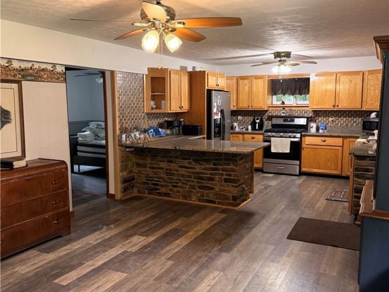 686 Brownville Road, Rome, OH 44085 Photo 3