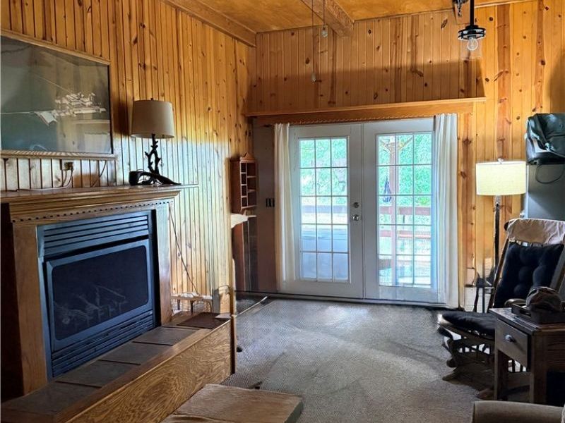 686 Brownville Road, Rome, OH 44085 Photo 7