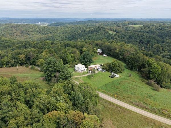16567 Johnson Hill Road , Newcomerstown, OH 43832